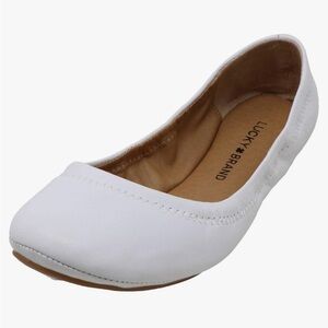 White Women's Flats size 7.5 by Lucky Brand NWB elegant for day or night out